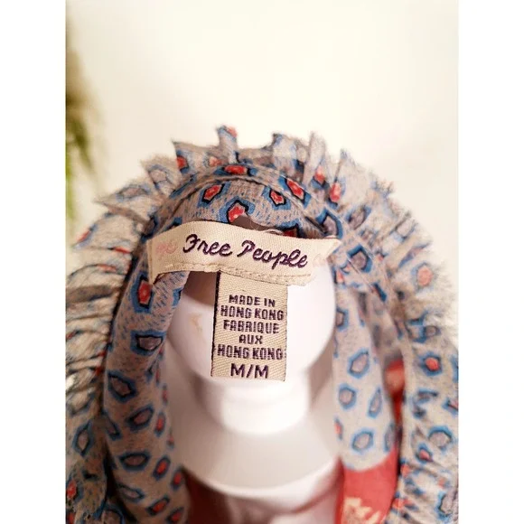 Free People Women's Flutter Sleeve Floral Blouse Medium Red - Picture 8 of 9